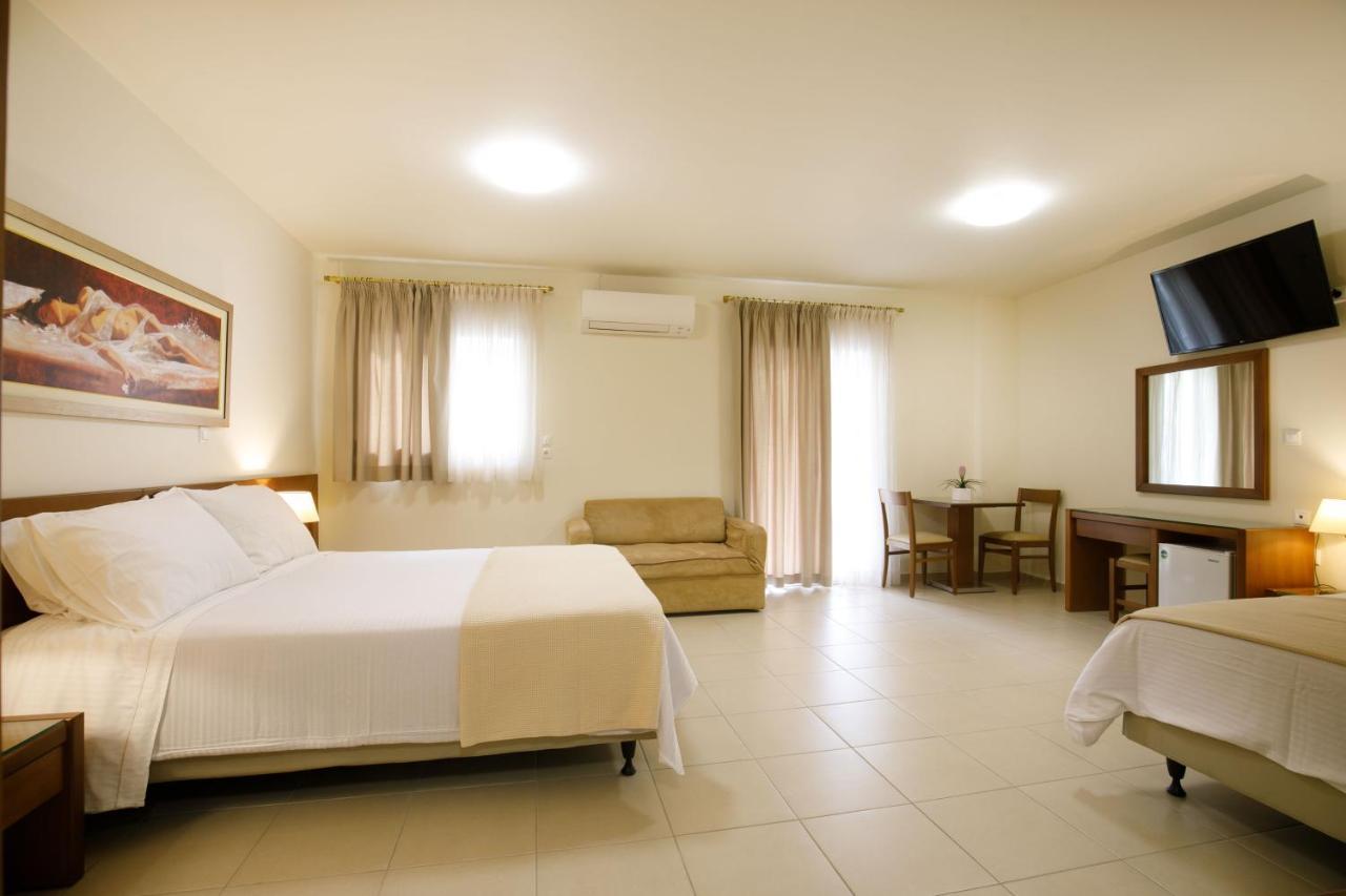 Hotel Athina Lamía Eksteriør bilde