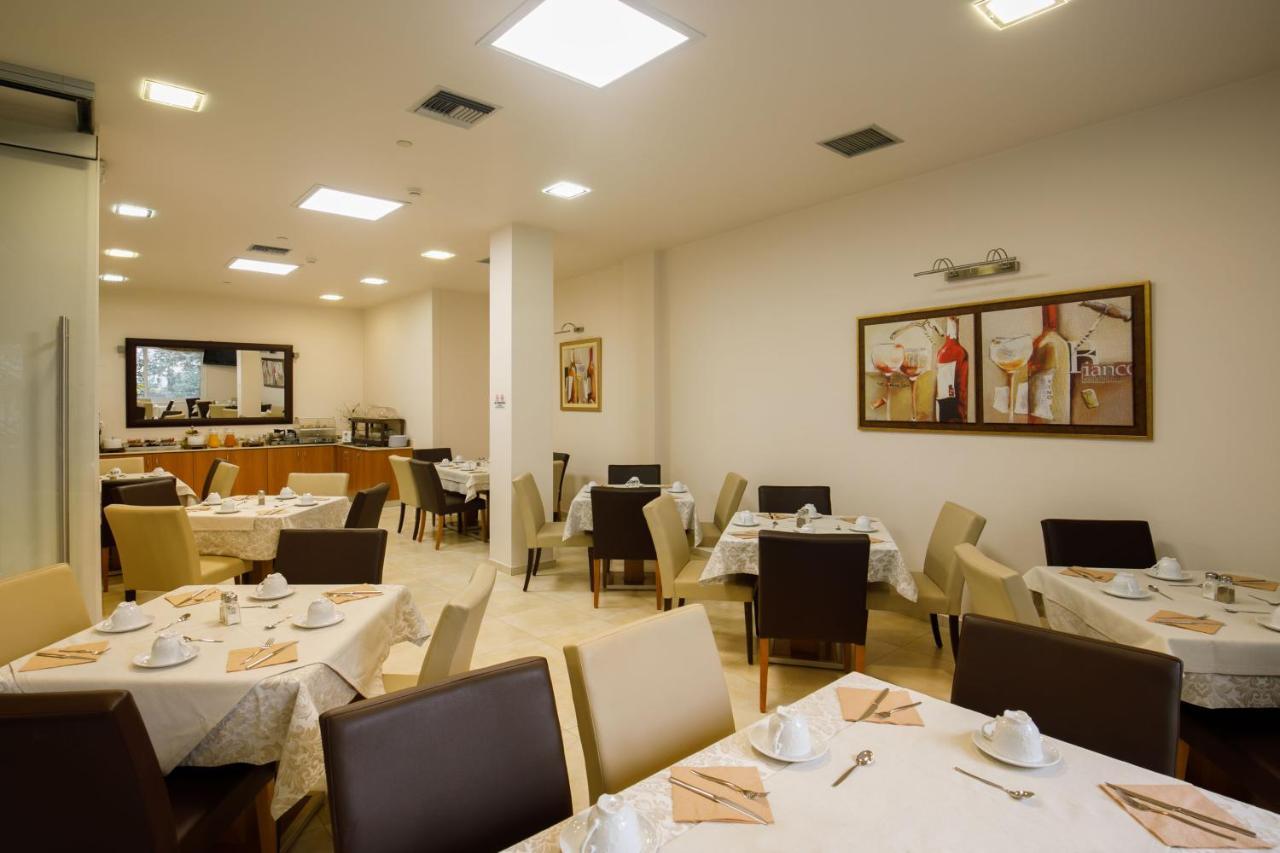 Hotel Athina Lamía Eksteriør bilde